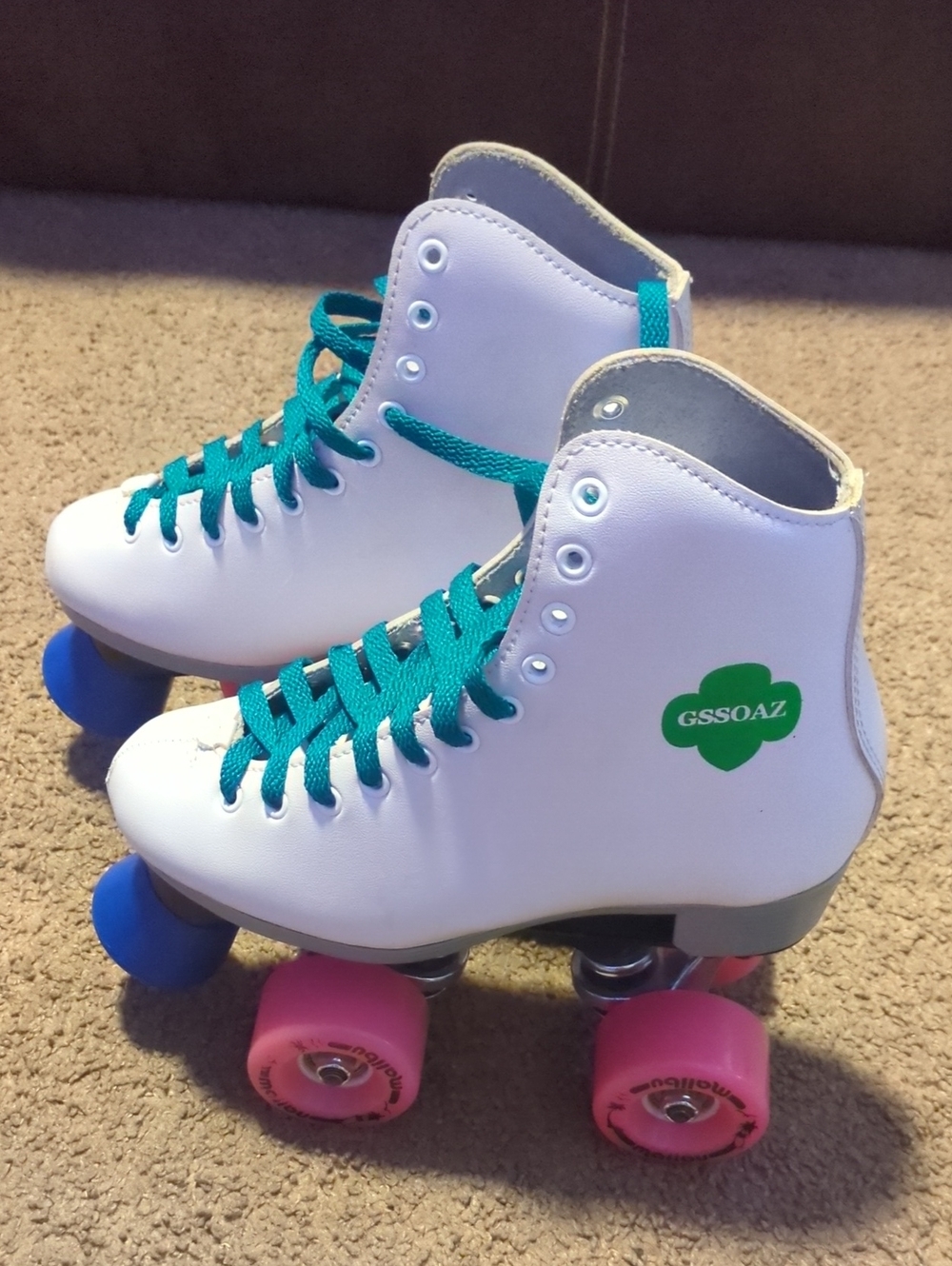 Girls Sz 3 White Retro Roller Skates Girl Scout Cookie Prize Pink Wheels